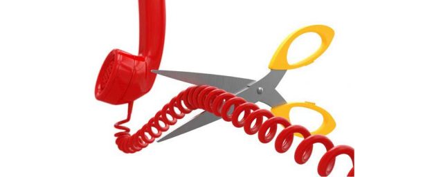 ¿Realmente necesitamos teléfono fijo en casa?